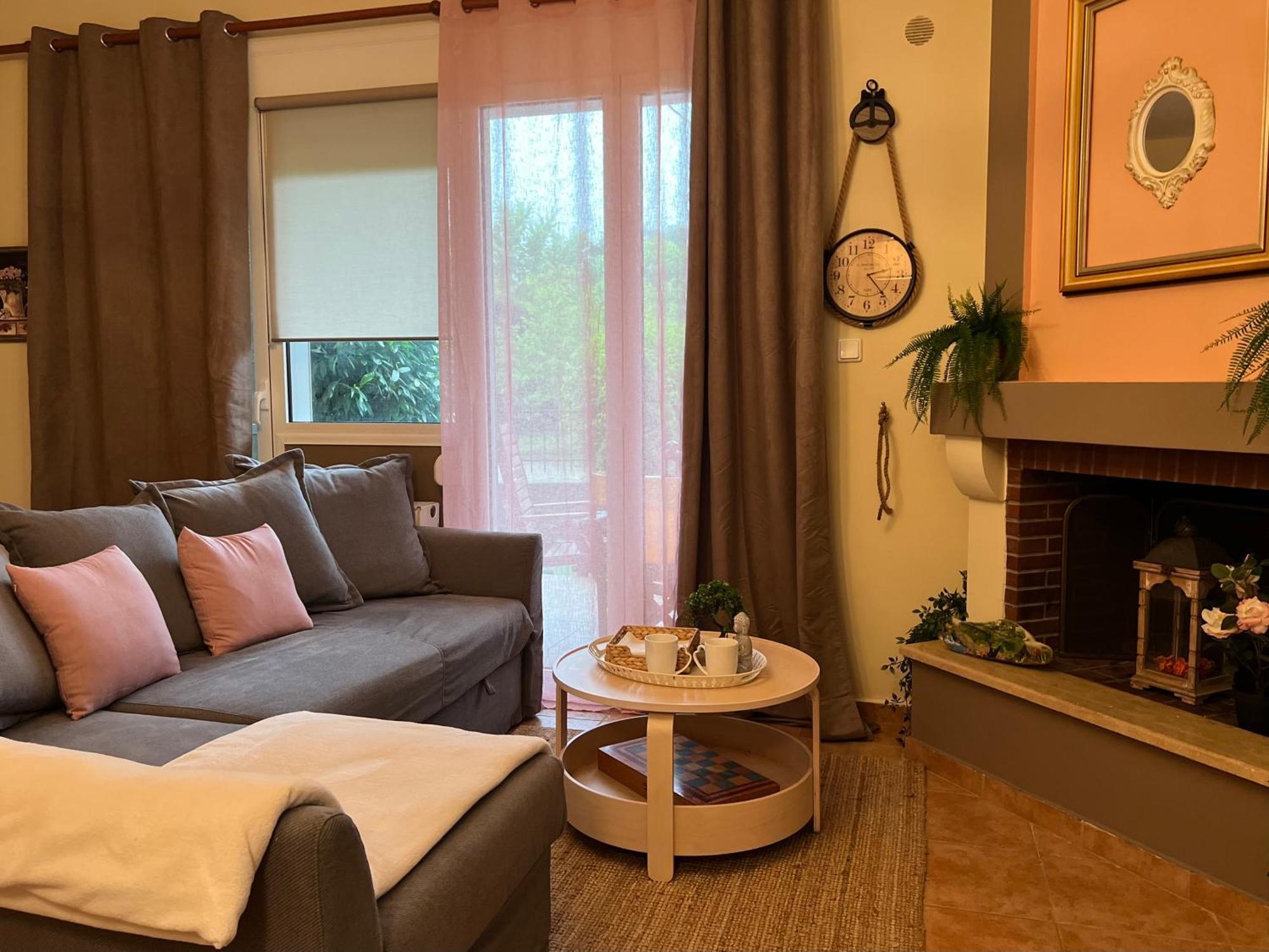 Olympus Cozy Apartment Литокорон Екстериор снимка