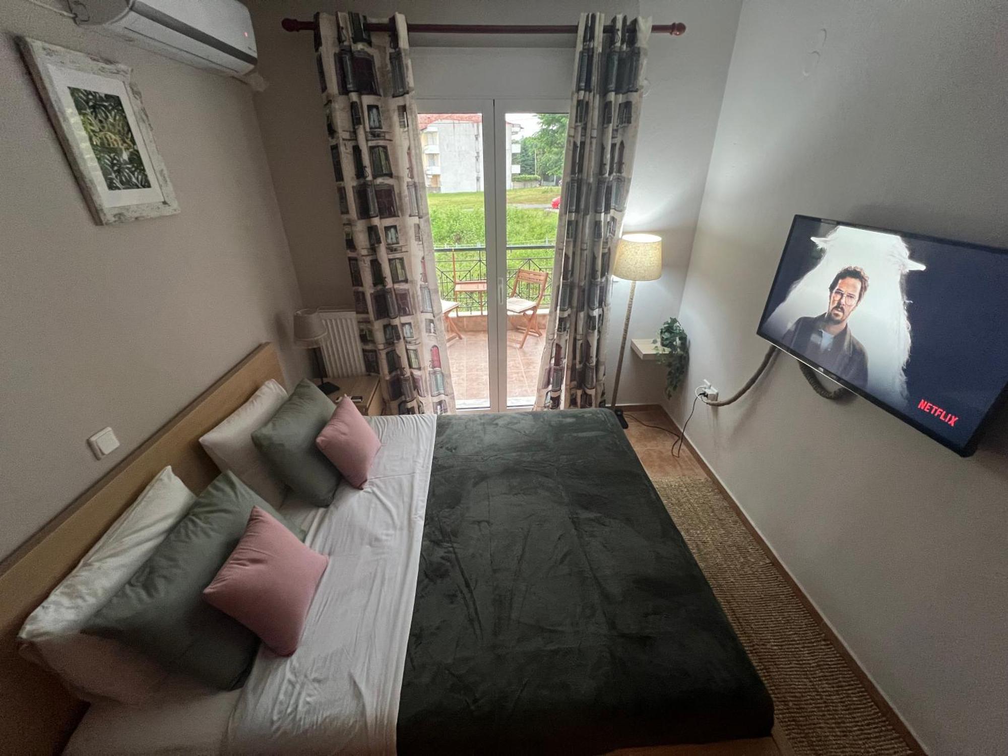 Olympus Cozy Apartment Литокорон Екстериор снимка